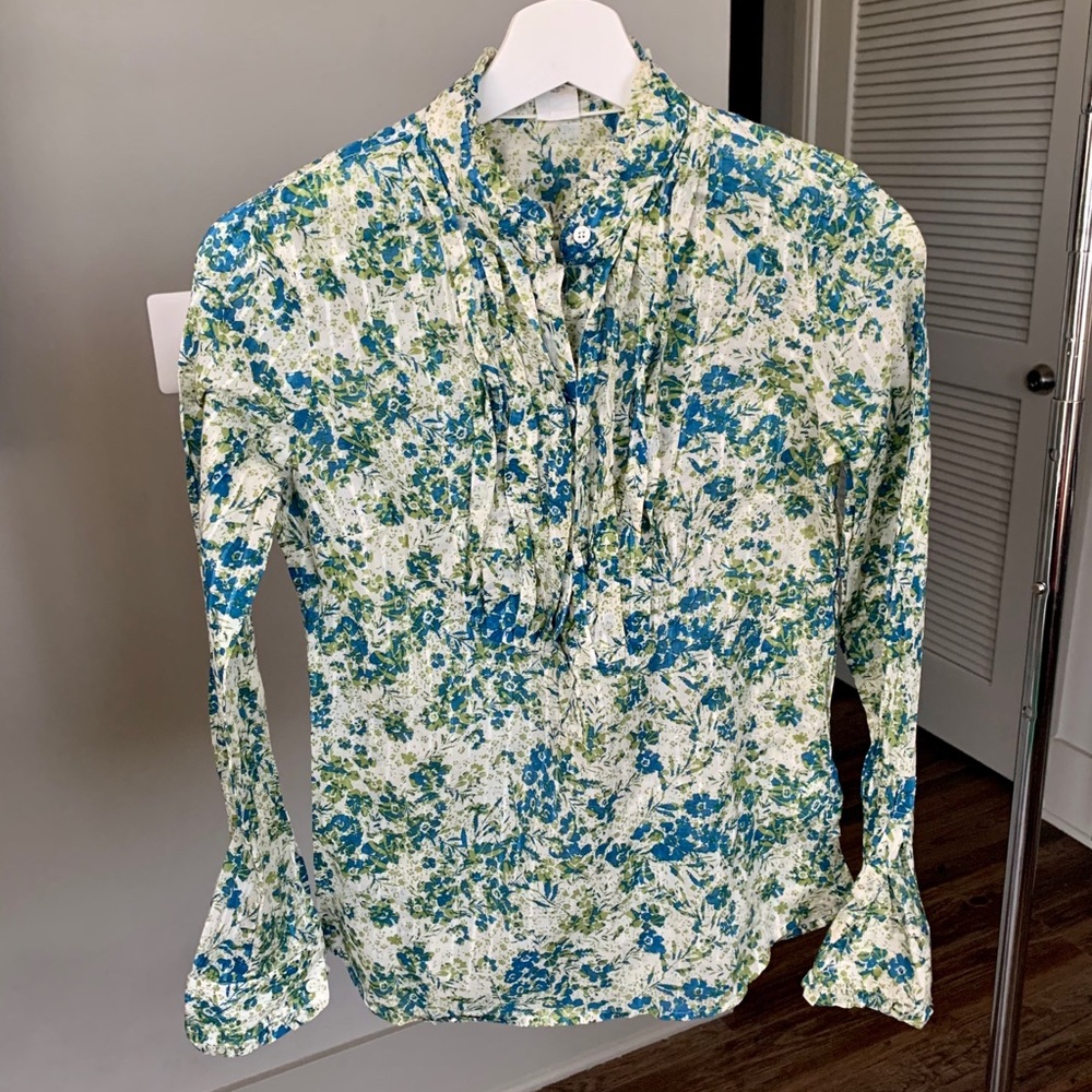 ❌SOLD❌NWOT J. Crew Floral Ruffled Button Down